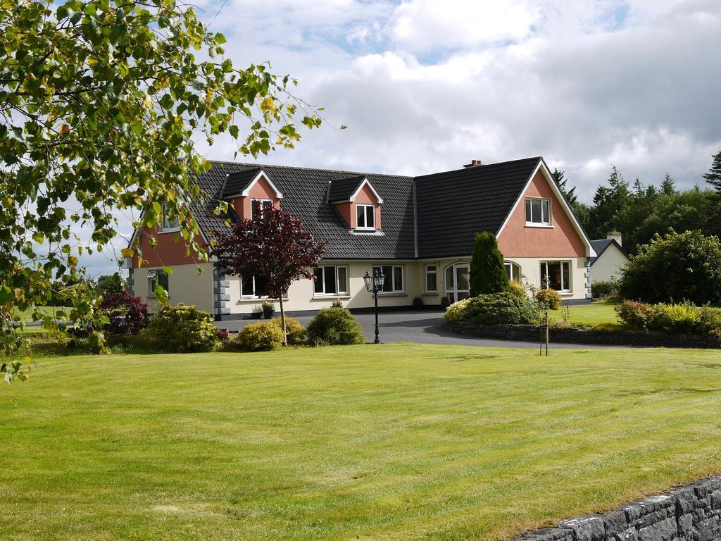 Nymphsfield House Bed & Breakfast Cong Exterior photo